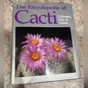 THE ENCYCLOPEDIA OF CACTI. CULLMANN, GOTZ. ALPHABOOKS Hardcover